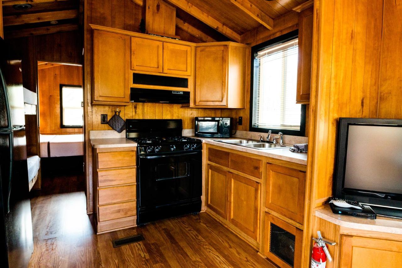 קולורדו ספרינגס Garden Of The Gods Rv Resort מראה חיצוני תמונה