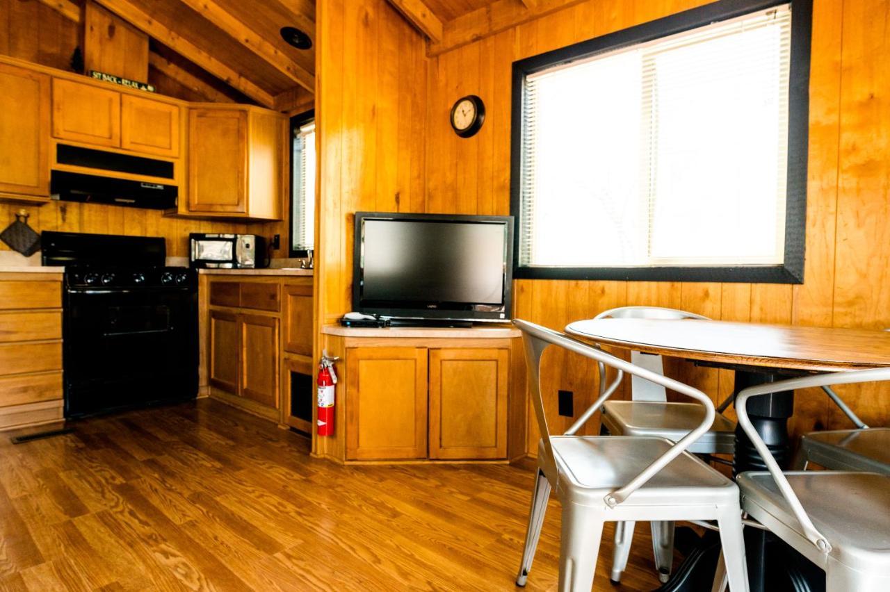 קולורדו ספרינגס Garden Of The Gods Rv Resort מראה חיצוני תמונה